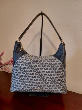 Michael Michael Kors Aria Large Logo Jacquard Shoulder Bag in Navy Blue & Ivory